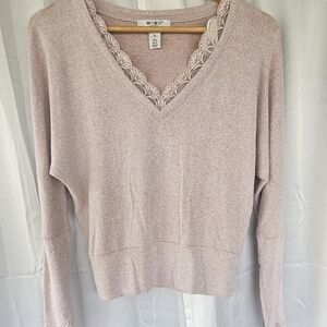 Women's Pink Sweater​